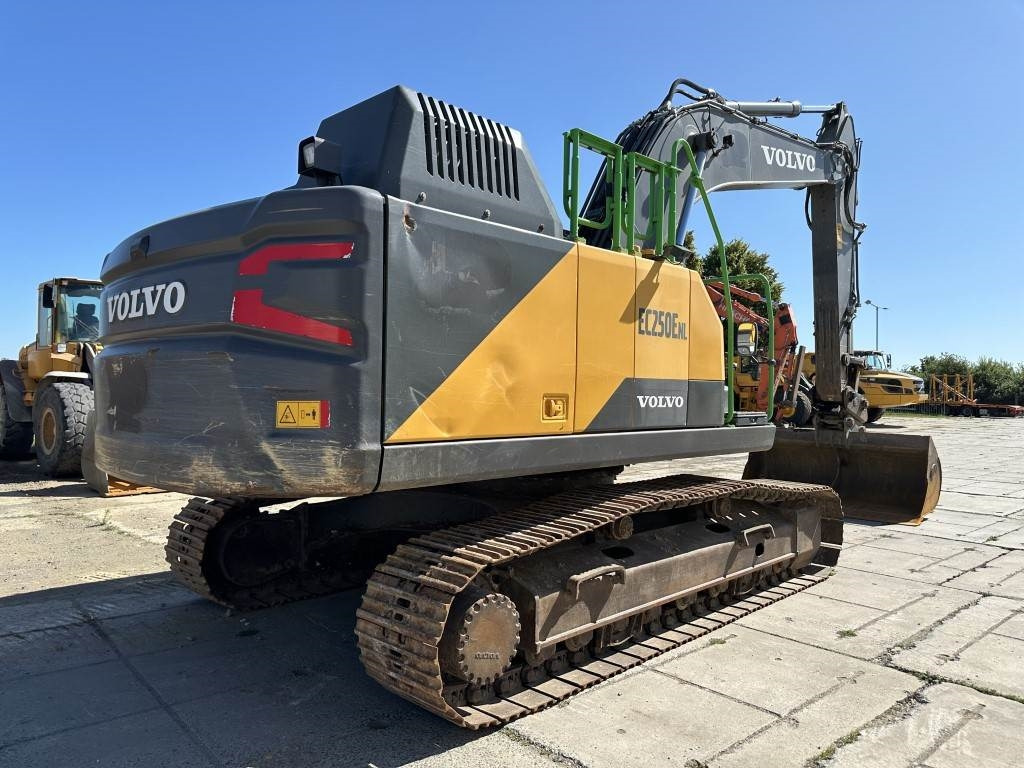 Volvo EC250ENL - Vikšrinis ekskavatorius: foto 3 Volvo EC250ENL - Vikšrinis ekskavatorius: foto 3