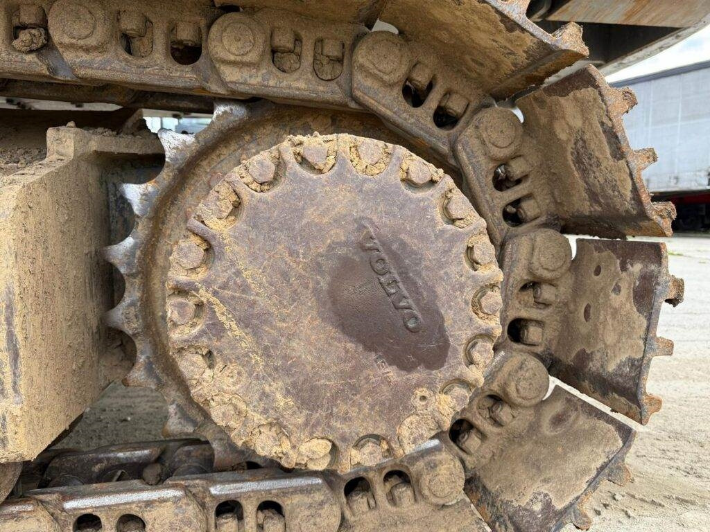 Vikšrinis ekskavatorius Volvo EC380ENL: foto 16