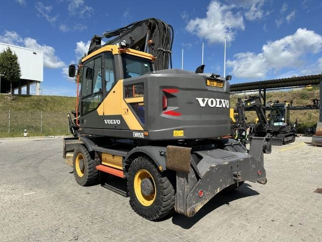 Volvo EWR150E - Ratinis ekskavatorius: foto 3 Volvo EWR150E - Ratinis ekskavatorius: foto 3