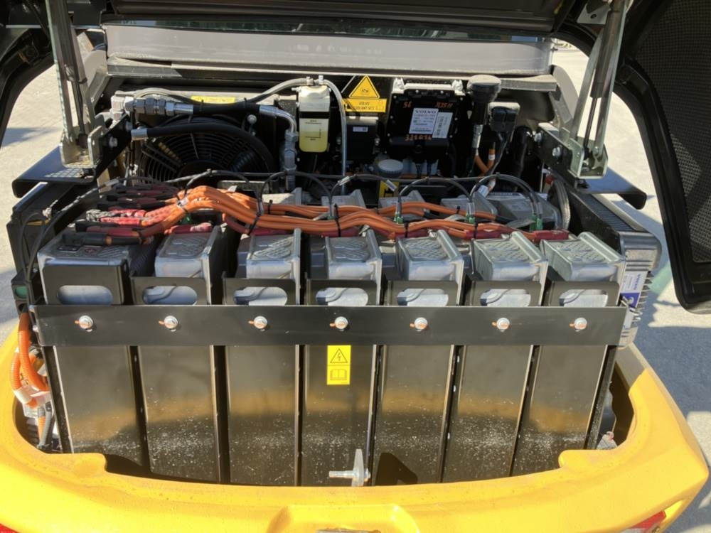 Mini krautuvas Volvo JL25H Electric: foto 7