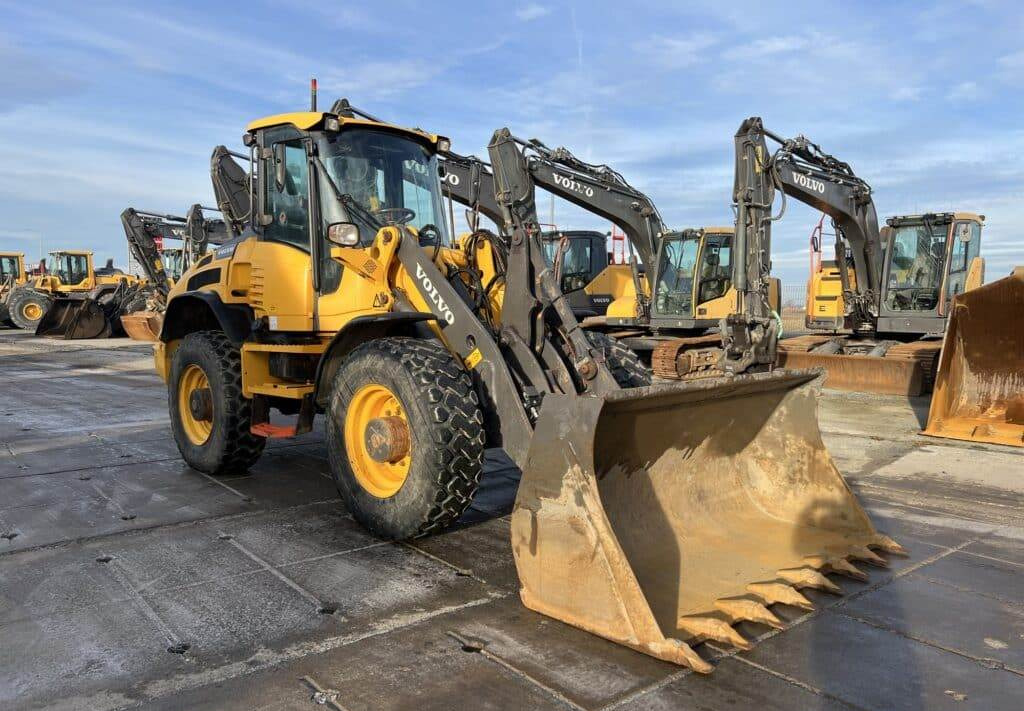Volvo L45H - Ratinis krautuvas: foto 1 Volvo L45H - Ratinis krautuvas: foto 1