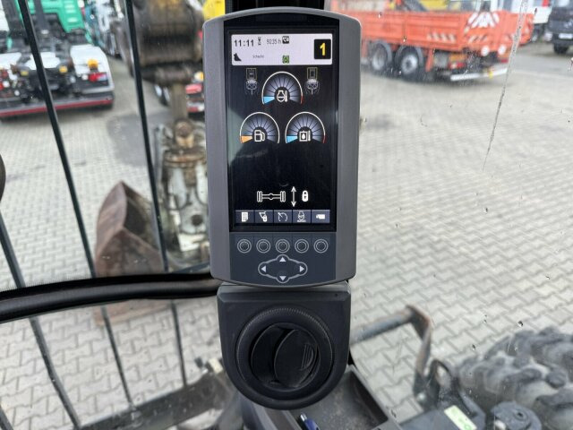 CAT M318D Mobilbagger *9.235 h *Schnellw. *Greifer - Ratinis ekskavatorius: foto 3 CAT M318D Mobilbagger *9.235 h *Schnellw. *Greifer - Ratinis ekskavatorius: foto 3