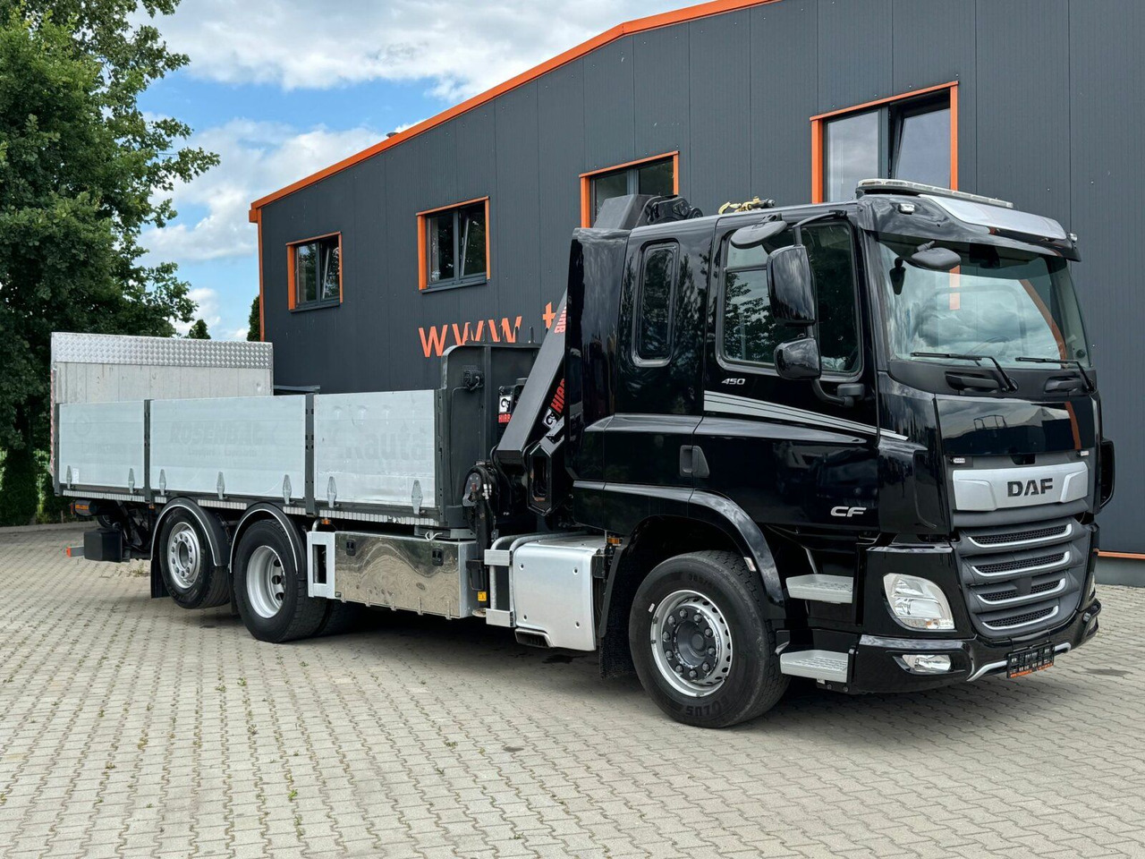 DAF CF 450 FAN 6x2 Pritsche mit Kran HIAB 188 E-6 - Platforminis/ Bortinis sunkvežimis, Sunkvežimis su kranu: foto 1 DAF CF 450 FAN 6x2 Pritsche mit Kran HIAB 188 E-6 - Platforminis/ Bortinis sunkvežimis, Sunkvežimis su kranu: foto 1