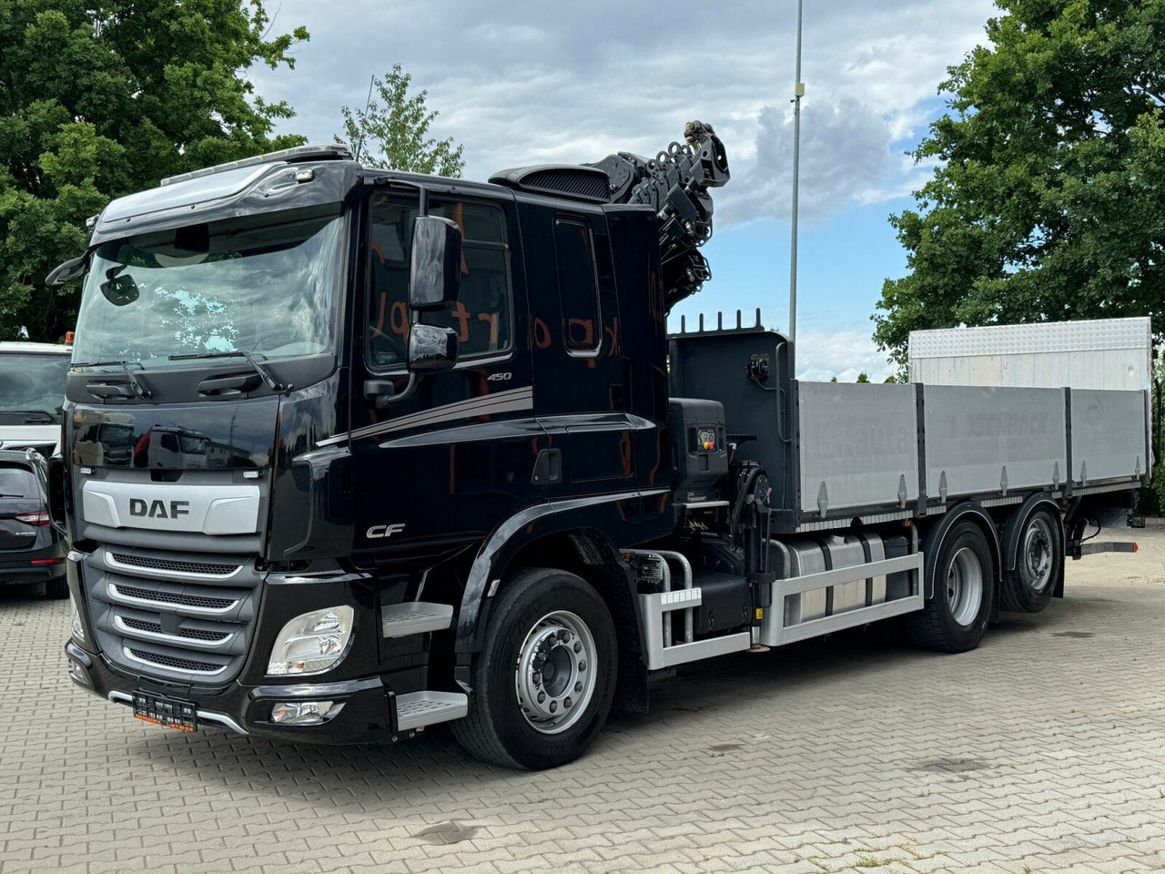 DAF CF 450 FAN 6x2 Pritsche mit Kran HIAB 188 E-6 - Platforminis/ Bortinis sunkvežimis, Sunkvežimis su kranu: foto 3 DAF CF 450 FAN 6x2 Pritsche mit Kran HIAB 188 E-6 - Platforminis/ Bortinis sunkvežimis, Sunkvežimis su kranu: foto 3