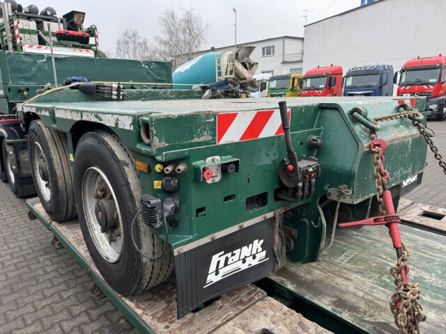 Faymonville STBZ-6VA Tieflader 4+2 Achse + Schwerlast *83 T - Žemo profilio platforma puspriekabė: foto 4 Faymonville STBZ-6VA Tieflader 4+2 Achse + Schwerlast *83 T - Žemo profilio platforma puspriekabė: foto 4