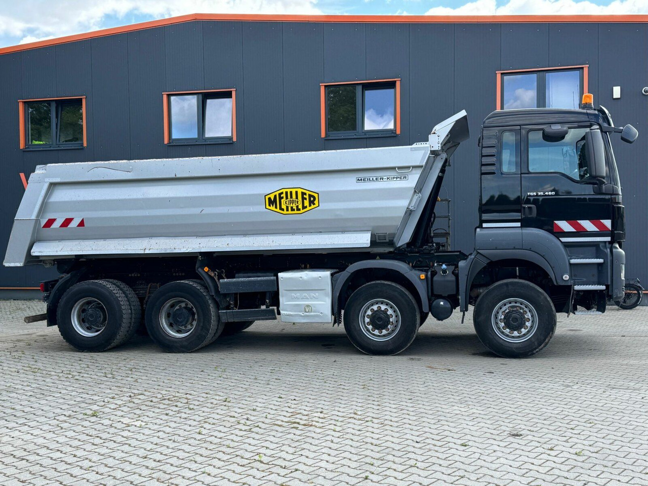 MAN TGS 35.460 8x6 BB Muldenkipper Meiller - Nuožulnaus pakėlimo ant platformos sunkvežimis: foto 4 MAN TGS 35.460 8x6 BB Muldenkipper Meiller - Nuožulnaus pakėlimo ant platformos sunkvežimis: foto 4