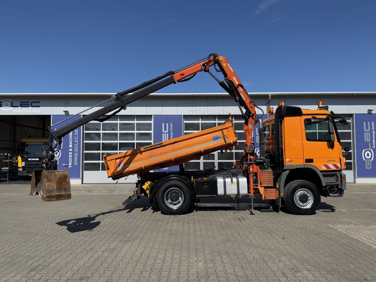 Mercedes-Benz ACTROS 2044 4x4 Kipper Kran ATLAS 65.2 A2L - Savivartis sunkvežimis, Sunkvežimis su kranu: foto 4 Mercedes-Benz ACTROS 2044 4x4 Kipper Kran ATLAS 65.2 A2L - Savivartis sunkvežimis, Sunkvežimis su kranu: foto 4