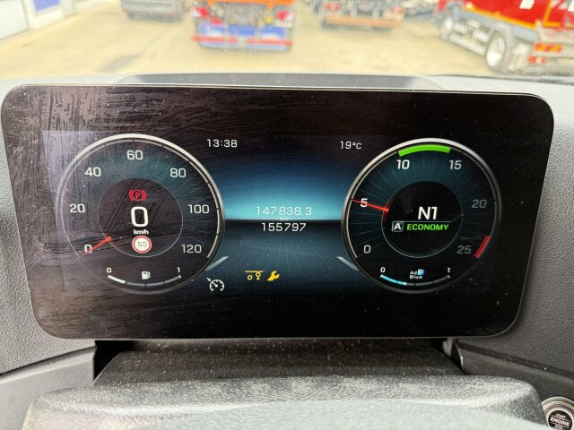 Mercedes-Benz ACTROS 2543 6x2 Wechselaufbau BDF AHK 2 Betten - Konteineris-vežimus/ Sukeisti kūną sunkvežimis: foto 2 Mercedes-Benz ACTROS 2543 6x2 Wechselaufbau BDF AHK 2 Betten - Konteineris-vežimus/ Sukeisti kūną sunkvežimis: foto 2