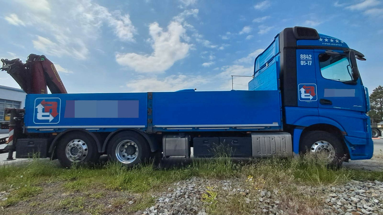 Mercedes-Benz ACTROS 2545 6x2 Pritsche Kran Palfinger PK20001K - Platforminis/ Bortinis sunkvežimis, Sunkvežimis su kranu: foto 1 Mercedes-Benz ACTROS 2545 6x2 Pritsche Kran Palfinger PK20001K - Platforminis/ Bortinis sunkvežimis, Sunkvežimis su kranu: foto 1