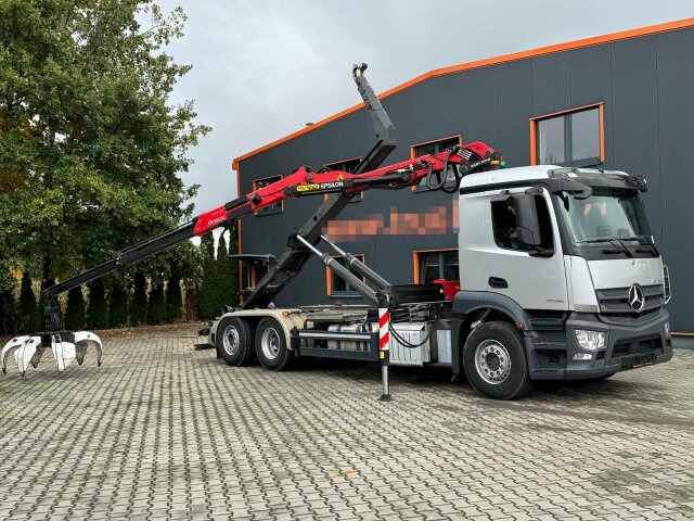Mercedes-Benz ACTROS 2546 6x2 Abrollkip Kran Palfinger Q150Z95 - Hook-lift sunkvežimis, Sunkvežimis su kranu: foto 2 Mercedes-Benz ACTROS 2546 6x2 Abrollkip Kran Palfinger Q150Z95 - Hook-lift sunkvežimis, Sunkvežimis su kranu: foto 2