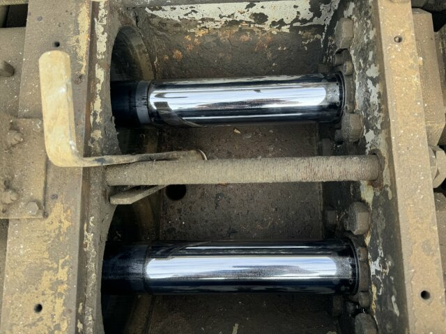 Mercedes-Benz ACTROS 3240 8x4 Betonpumpe PUTZMEISTER BSF 42 M - Betono siurblys: foto 4 Mercedes-Benz ACTROS 3240 8x4 Betonpumpe PUTZMEISTER BSF 42 M - Betono siurblys: foto 4