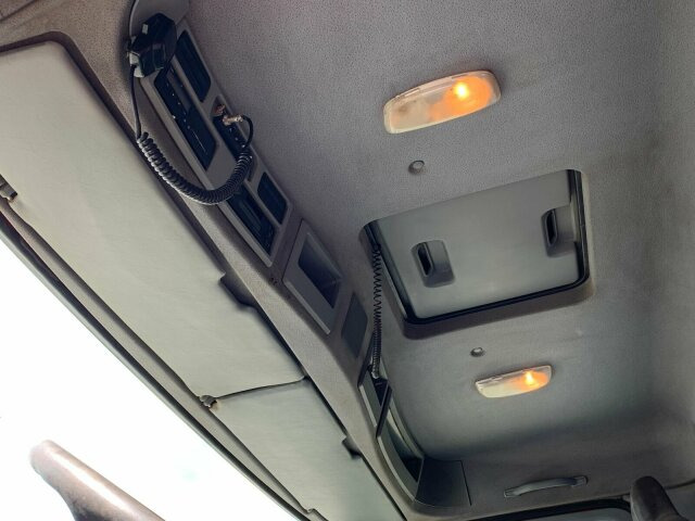 Mercedes-Benz ACTROS 4141 EURO4 8x6 Muldenkipper - Savivartis: foto 2 Mercedes-Benz ACTROS 4141 EURO4 8x6 Muldenkipper - Savivartis: foto 2