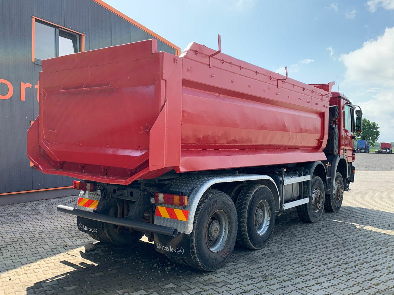Mercedes-Benz ACTROS 4141 EURO4 8x8 Muldenkipper - Savivartis sunkvežimis: foto 5 Mercedes-Benz ACTROS 4141 EURO4 8x8 Muldenkipper - Savivartis sunkvežimis: foto 5
