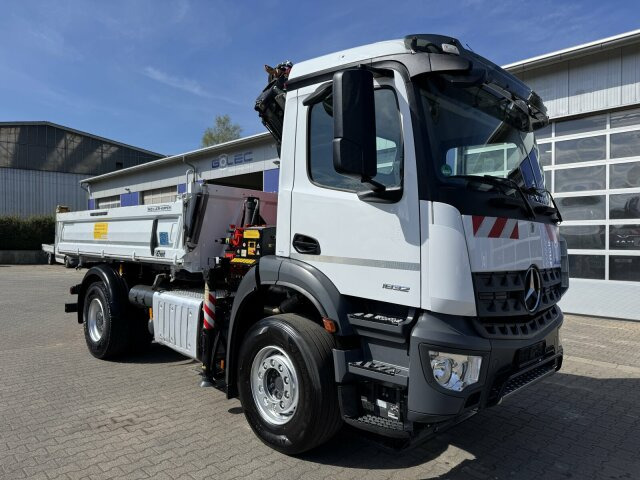 Mercedes-Benz AROCS 1832 4x2 Euro 6 Kipper Kran FASSI F120FB - Savivartis sunkvežimis, Sunkvežimis su kranu: foto 1 Mercedes-Benz AROCS 1832 4x2 Euro 6 Kipper Kran FASSI F120FB - Savivartis sunkvežimis, Sunkvežimis su kranu: foto 1