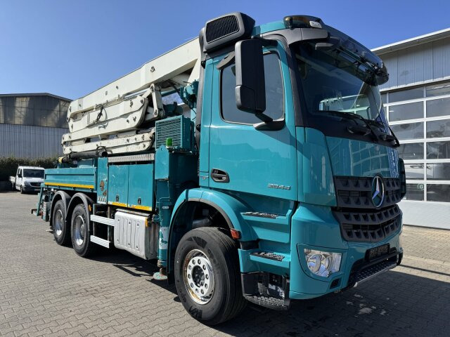 Mercedes-Benz AROCS 2844 6x4 Euro 6 Betonpumpe SERMAC 5Z33 - Betono siurblys: foto 1 Mercedes-Benz AROCS 2844 6x4 Euro 6 Betonpumpe SERMAC 5Z33 - Betono siurblys: foto 1
