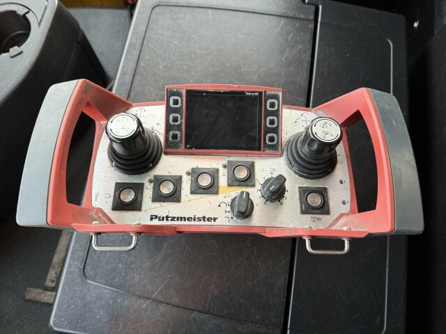 Betono siurblys Mercedes-Benz AROCS 3251 8x4 Putzmeister BSF 46-5.16 HLS: foto 6 Betono siurblys Mercedes-Benz AROCS 3251 8x4 Putzmeister BSF 46-5.16 HLS: foto 6