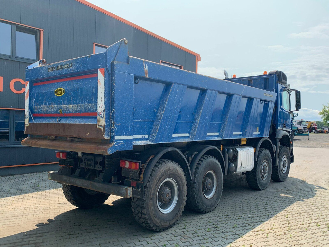 Mercedes-Benz AROCS 4145 8x8 EURO6 Muldenkipper TOP! - Savivartis sunkvežimis: foto 5 Mercedes-Benz AROCS 4145 8x8 EURO6 Muldenkipper TOP! - Savivartis sunkvežimis: foto 5