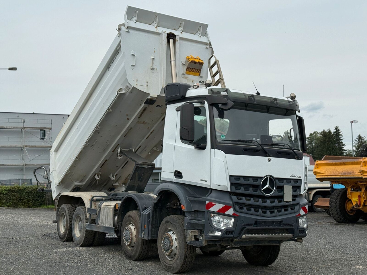 Mercedes-Benz AROCS 4145 8x8 Meiller Muldenkipper - Nuožulnaus pakėlimo ant platformos sunkvežimis: foto 2 Mercedes-Benz AROCS 4145 8x8 Meiller Muldenkipper - Nuožulnaus pakėlimo ant platformos sunkvežimis: foto 2