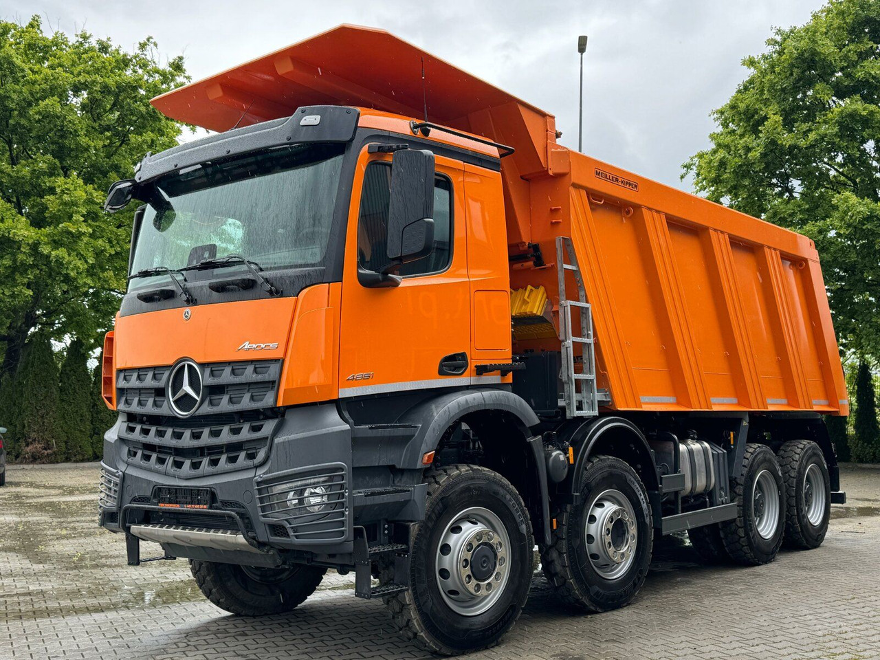 Mercedes-Benz AROCS 4851 8x6 Euro 6 Gesteinkipper MEILLER - Savivartis sunkvežimis: foto 2 Mercedes-Benz AROCS 4851 8x6 Euro 6 Gesteinkipper MEILLER - Savivartis sunkvežimis: foto 2