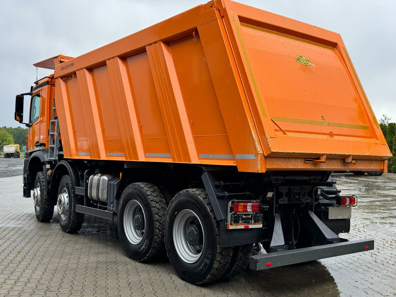 Mercedes-Benz AROCS 4851 8x6 Euro 6 Gesteinkipper MEILLER - Savivartis sunkvežimis: foto 5 Mercedes-Benz AROCS 4851 8x6 Euro 6 Gesteinkipper MEILLER - Savivartis sunkvežimis: foto 5
