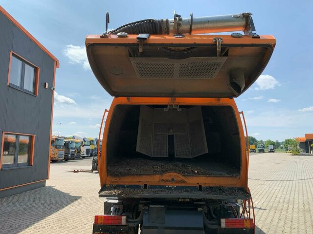 Mercedes-Benz Atego Kehrmaschine BUCHER CITYFANT 5000 - Gatvių šlavimo mašina: foto 2 Mercedes-Benz Atego Kehrmaschine BUCHER CITYFANT 5000 - Gatvių šlavimo mašina: foto 2