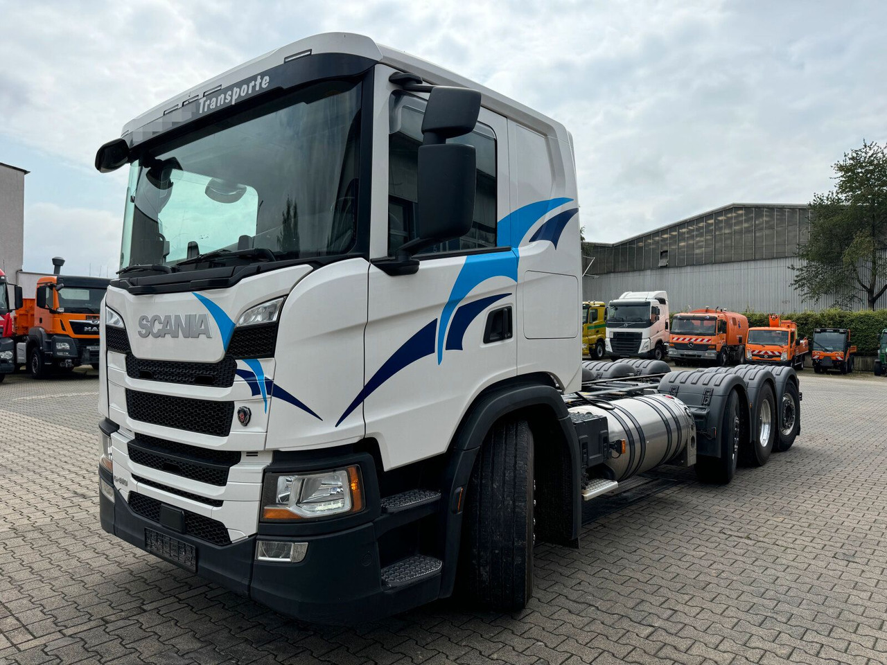 Scania G 410 B8x2*6 NB LNG Fahrgestell Nebenantrieb - Autocisterna, Sunkvežimis su kranu: foto 3 Scania G 410 B8x2*6 NB LNG Fahrgestell Nebenantrieb - Autocisterna, Sunkvežimis su kranu: foto 3