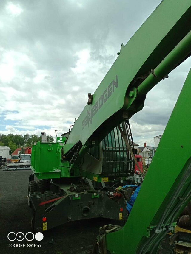 Sennebogen 818-E Umschlagbagger - 83 Ton - mit Greifer - Ratinis ekskavatorius: foto 4 Sennebogen 818-E Umschlagbagger - 83 Ton - mit Greifer - Ratinis ekskavatorius: foto 4
