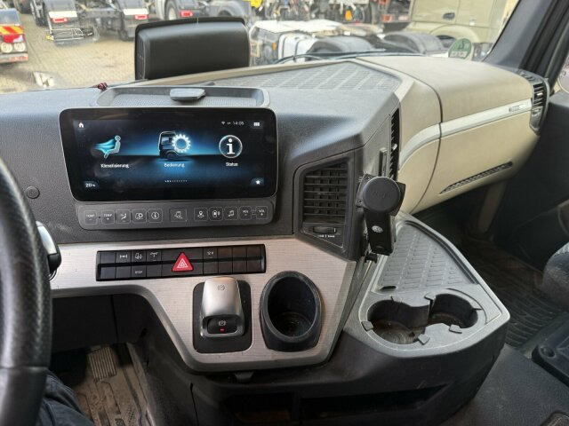 Mercedes-Benz ACTROS 1846 4x4 HAD Euro 6 Kipphydraulik - Vilkikas: foto 3 Mercedes-Benz ACTROS 1846 4x4 HAD Euro 6 Kipphydraulik - Vilkikas: foto 3