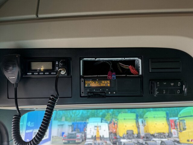 Mercedes-Benz ACTROS 1846 4x4 HAD Euro 6 Kipphydraulik - Vilkikas: foto 4 Mercedes-Benz ACTROS 1846 4x4 HAD Euro 6 Kipphydraulik - Vilkikas: foto 4