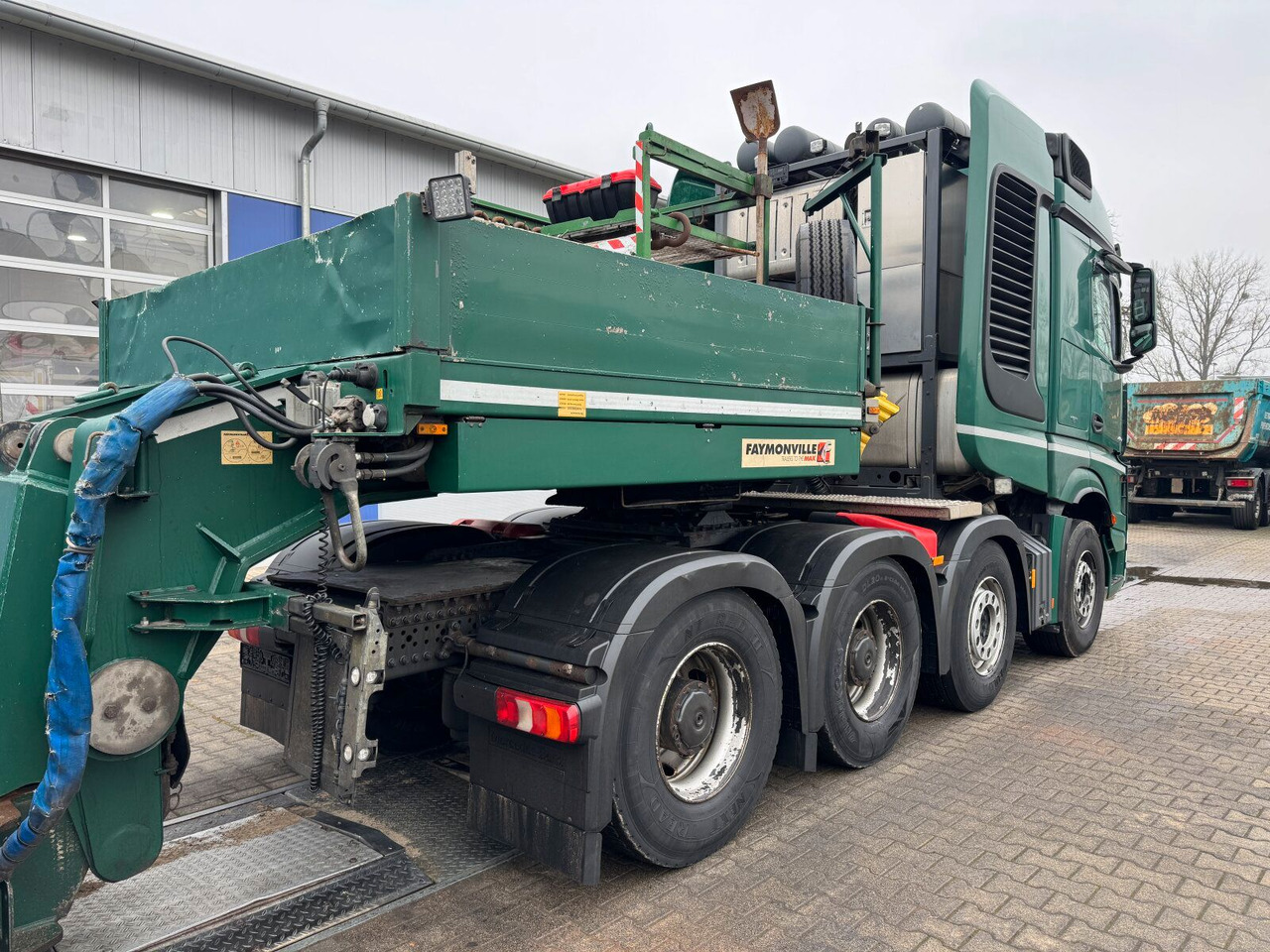 Mercedes-Benz ACTROS 4163 8x4 Schwerlast +Tieflader 4+2 *83 T - Vilkikas: foto 5 Mercedes-Benz ACTROS 4163 8x4 Schwerlast +Tieflader 4+2 *83 T - Vilkikas: foto 5