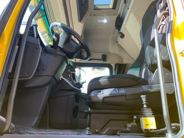 Mercedes-Benz Actros 1848 4x2 Kipphyd. Euro6 Blatt/Luft - Vilkikas: foto 4 Mercedes-Benz Actros 1848 4x2 Kipphyd. Euro6 Blatt/Luft - Vilkikas: foto 4