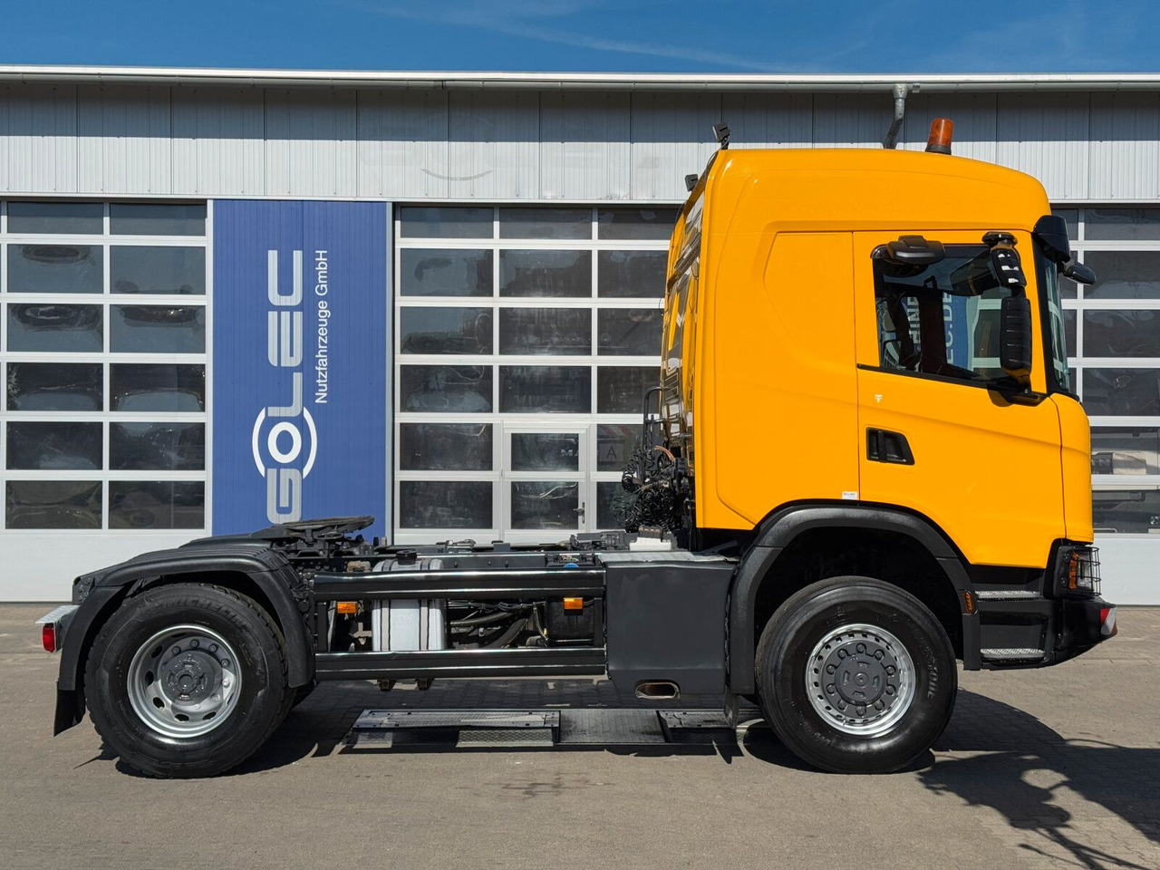 Scania G450 XT 4x4 Euro 6 SZM Kipphydraulik Blatt/ Luft - Vilkikas: foto 2 Scania G450 XT 4x4 Euro 6 SZM Kipphydraulik Blatt/ Luft - Vilkikas: foto 2
