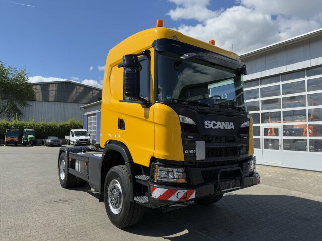 Scania G450 XT 4x4 Euro 6 SZM Kipphydraulik Blatt/ Luft - Vilkikas: foto 1 Scania G450 XT 4x4 Euro 6 SZM Kipphydraulik Blatt/ Luft - Vilkikas: foto 1