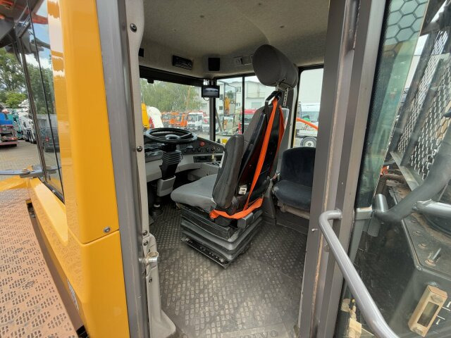 Volvo A25G Dumper 10.069 h Baujahr 2021 - Šarnyrinis savivartis: foto 5 Volvo A25G Dumper 10.069 h Baujahr 2021 - Šarnyrinis savivartis: foto 5