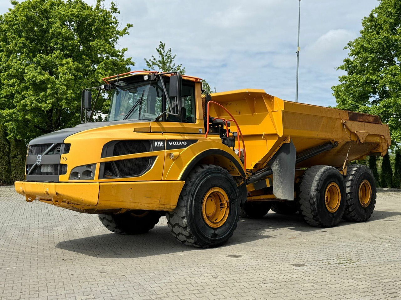 Volvo A25G Dumper 22,5 Ton 11.361 Stunden - Šarnyrinis savivartis: foto 2 Volvo A25G Dumper 22,5 Ton 11.361 Stunden - Šarnyrinis savivartis: foto 2