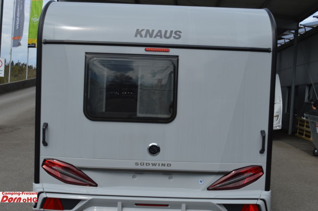 Knaus Südwind 500 UF 60 YEARS Alde Warmwasserheizung - Prikabinamas namelis: foto 3 Knaus Südwind 500 UF 60 YEARS Alde Warmwasserheizung - Prikabinamas namelis: foto 3