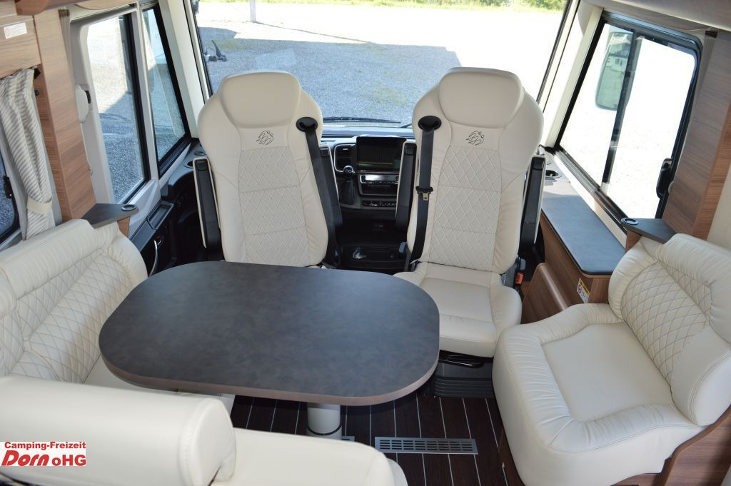 Integruotas kemperis Knaus Sun I 700 LEG Automatik/180 PS: foto 21