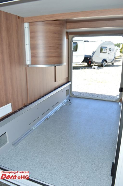 Integruotas kemperis Knaus Sun I 700 LEG Automatik/180 PS: foto 7
