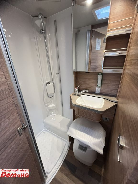 Nauja Integruotas kemperis Weinsberg CaraCore 650 MEG Automatik/180PS 2024: foto 16