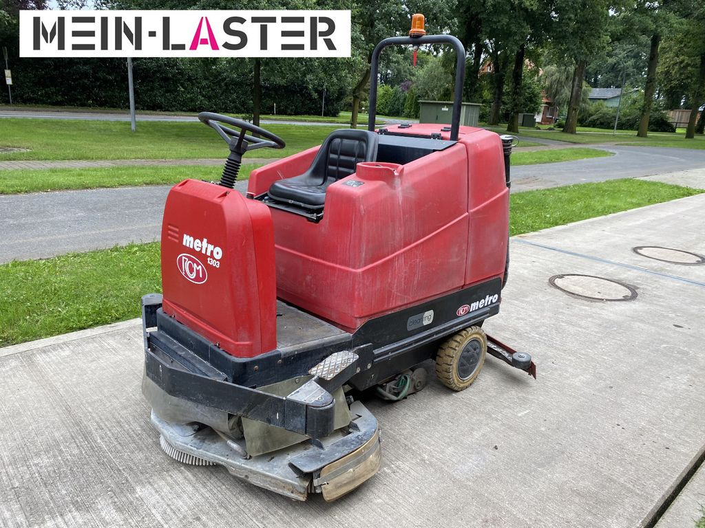 RCM Metro 1303 N Scheuersaugmaschine /3x Teller  - Grindų plovimo mašina: foto 3 RCM Metro 1303 N Scheuersaugmaschine /3x Teller  - Grindų plovimo mašina: foto 3