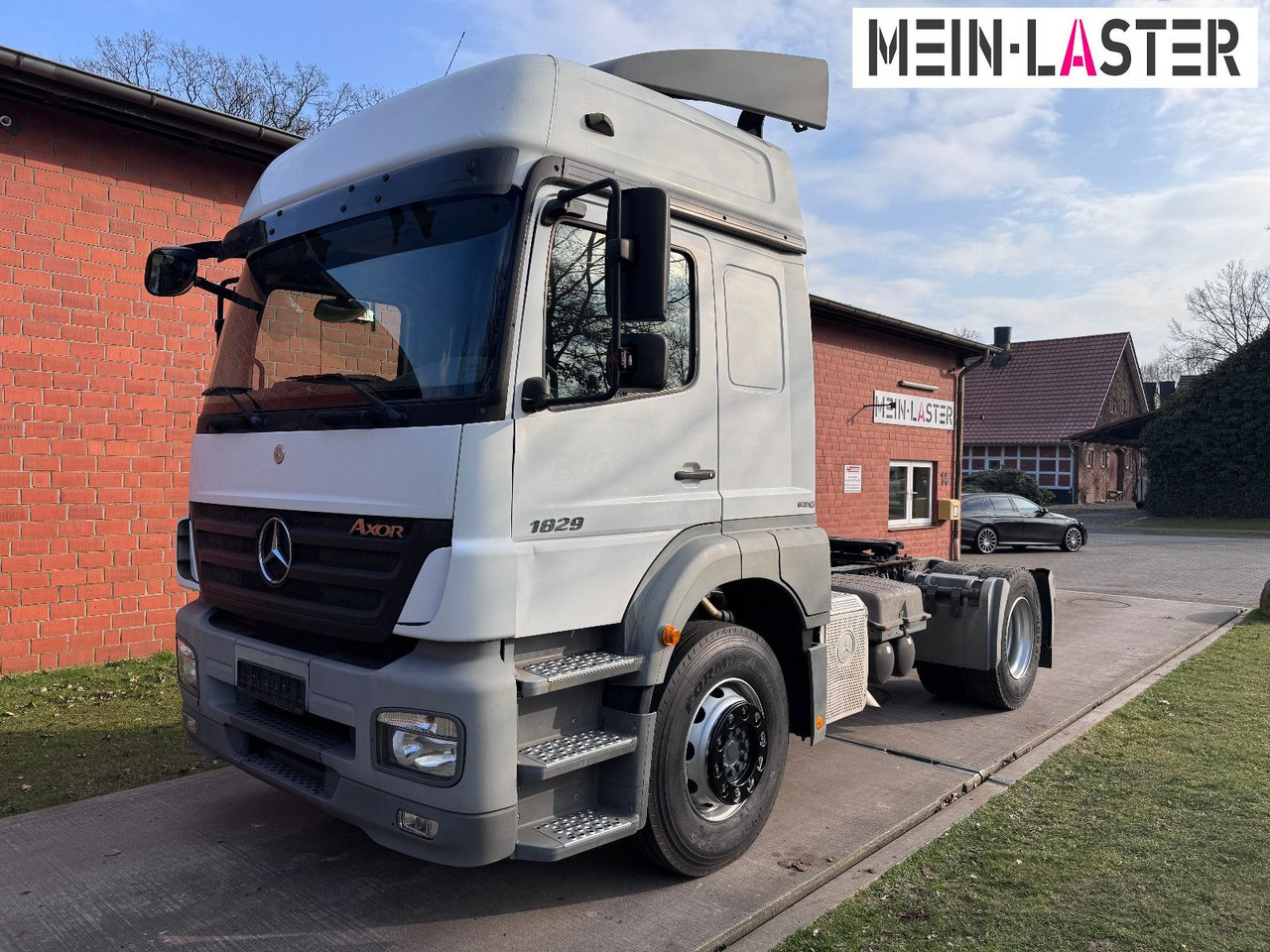 Mercedes-Benz Axor 1829 nur 170.070 km Bett Klima - Vilkikas: foto 2 Mercedes-Benz Axor 1829 nur 170.070 km Bett Klima - Vilkikas: foto 2