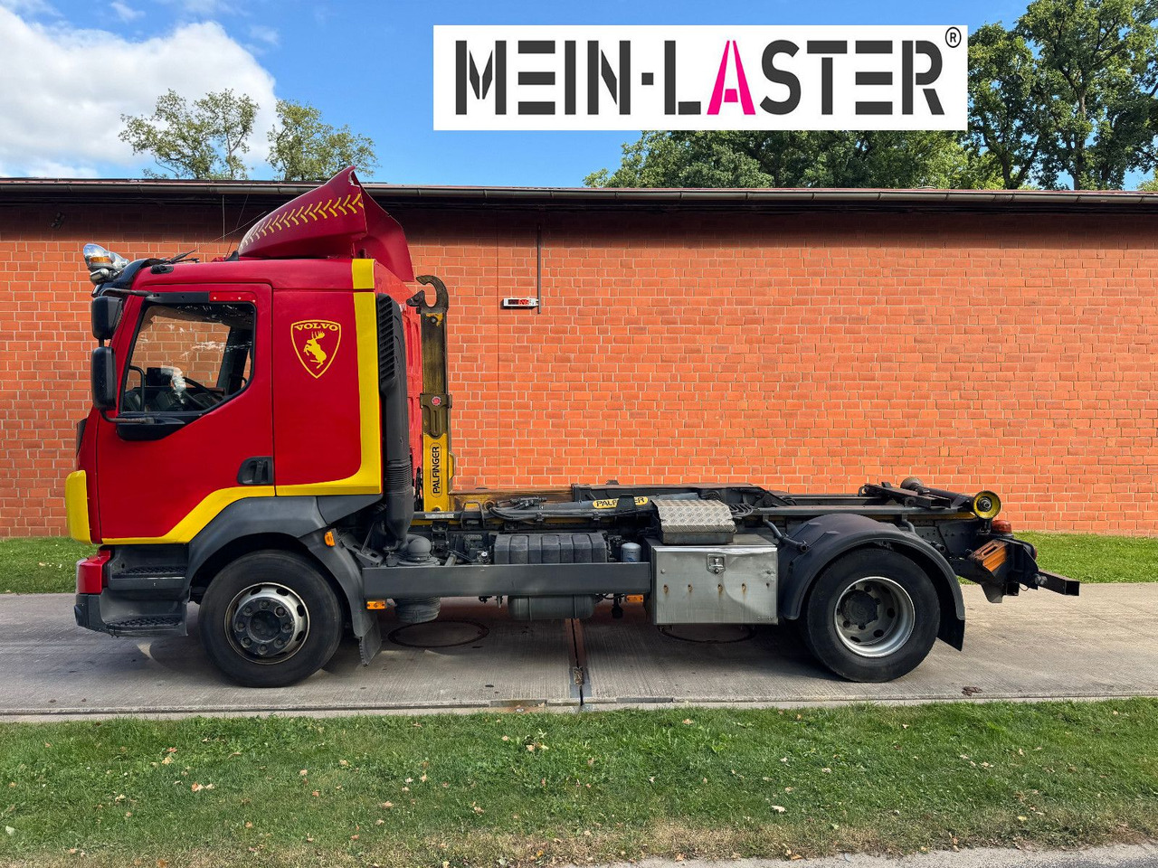 Volvo FL 250 Palfinger T10Duo City + StandardContainer - Hook-lift sunkvežimis: foto 4 Volvo FL 250 Palfinger T10Duo City + StandardContainer - Hook-lift sunkvežimis: foto 4