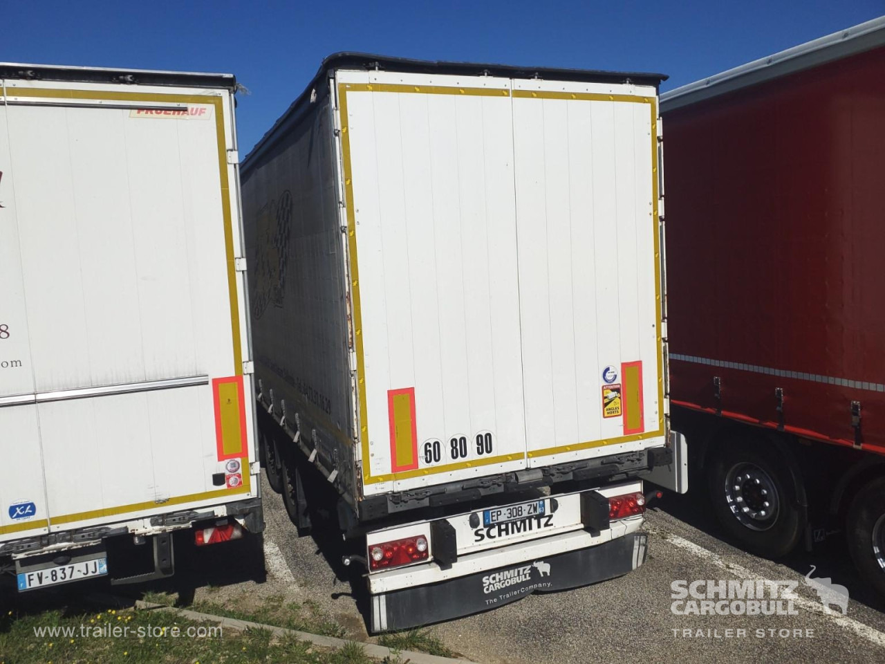 SCHMITZ Curtainsider Standard - Tentinė puspriekabė: foto 2 SCHMITZ Curtainsider Standard - Tentinė puspriekabė: foto 2