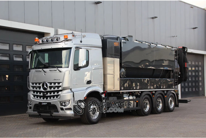 Mercedes-Benz NAAKTGEBOREN Vacu-Press 11.000 - Asenizatorius: foto 1 Mercedes-Benz NAAKTGEBOREN Vacu-Press 11.000 - Asenizatorius: foto 1