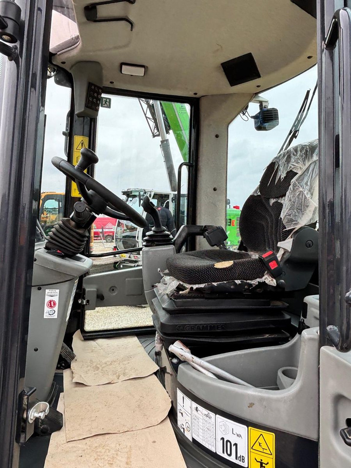 Yanmar V 120 - Ratinis krautuvas: foto 5 Yanmar V 120 - Ratinis krautuvas: foto 5