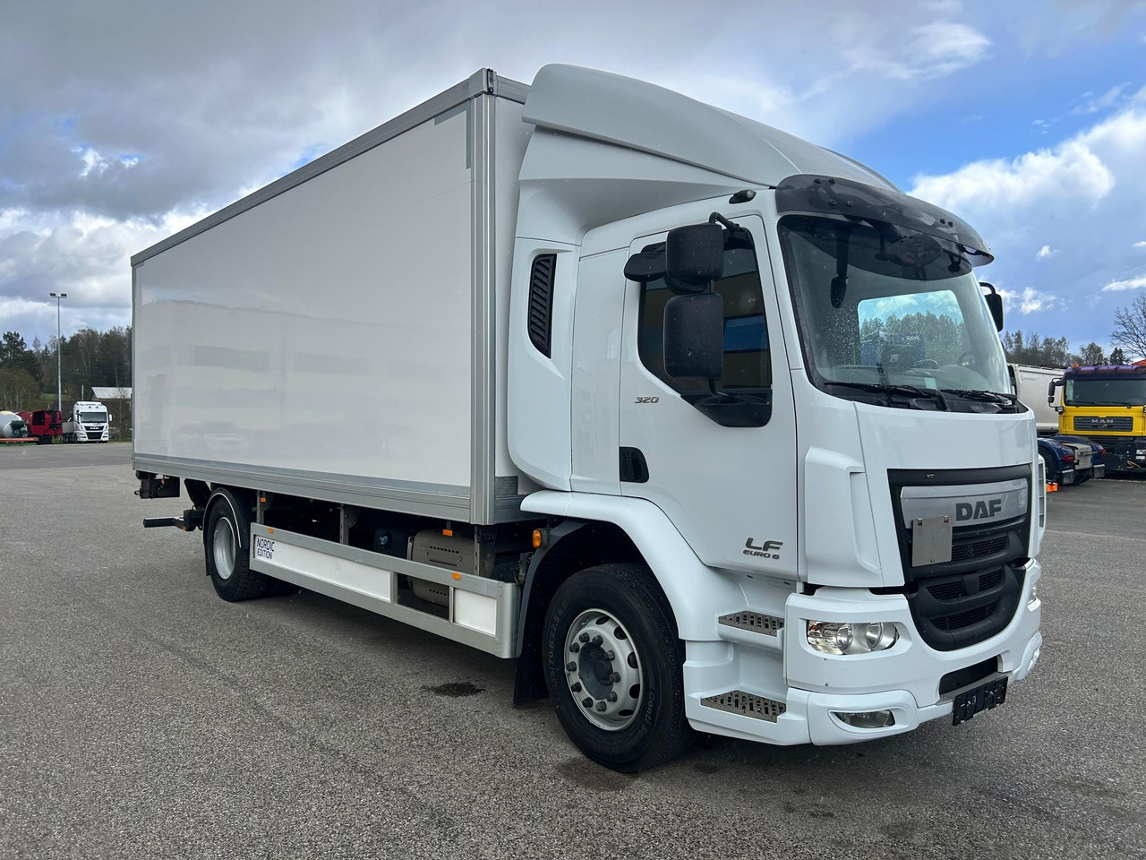 DAF LF320 - Furgonas sunkvežimis: foto 1 DAF LF320 - Furgonas sunkvežimis: foto 1