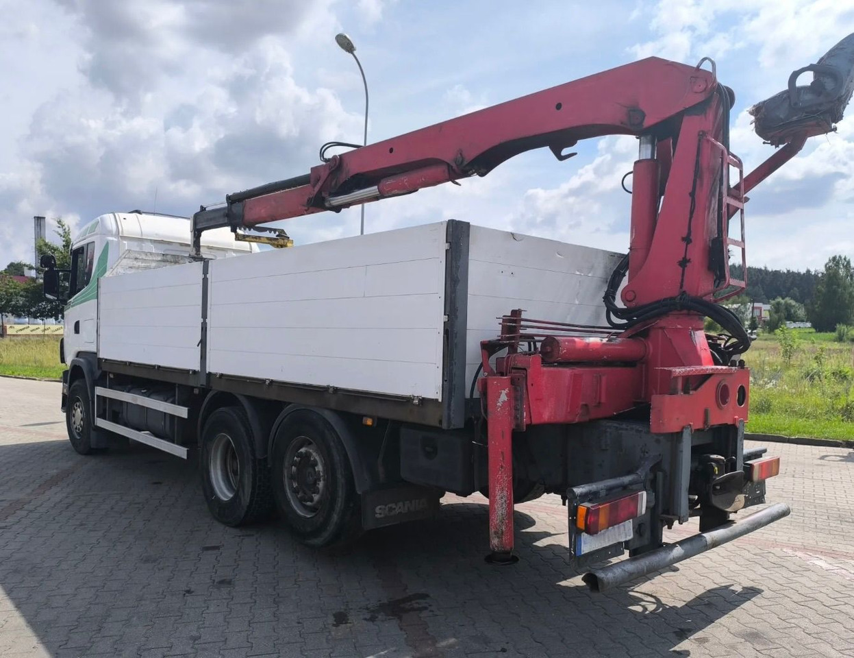 SCANIA 144.460 - Platforminis/ Bortinis sunkvežimis, Sunkvežimis su kranu: foto 5 SCANIA 144.460 - Platforminis/ Bortinis sunkvežimis, Sunkvežimis su kranu: foto 5