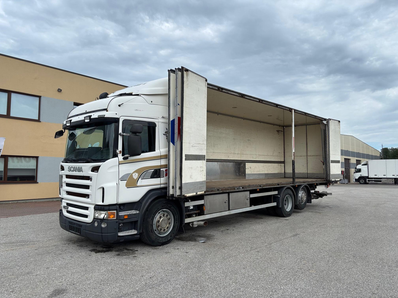 SCANIA G340 - Furgonas sunkvežimis: foto 4 SCANIA G340 - Furgonas sunkvežimis: foto 4