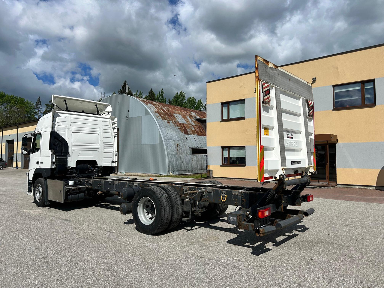 VOLVO FM330 - Važiuoklės sunkvežimis: foto 5 VOLVO FM330 - Važiuoklės sunkvežimis: foto 5