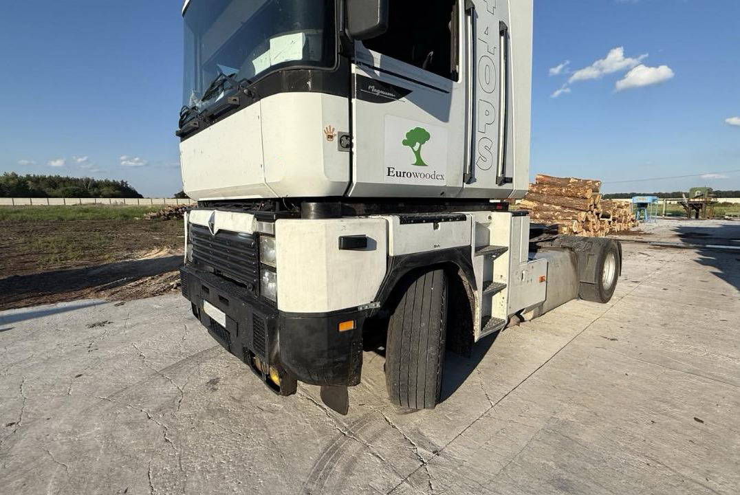 RENAULT Magnum 440 - Vilkikas: foto 3 RENAULT Magnum 440 - Vilkikas: foto 3